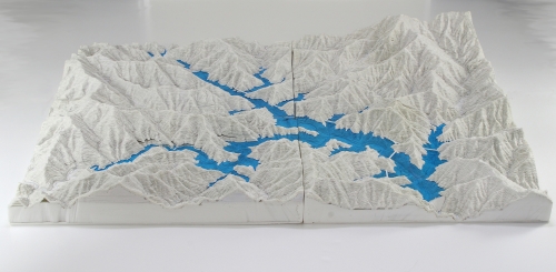 徳山ダムの立体地図