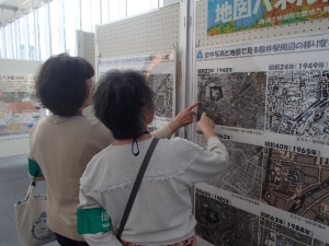 写真：空中写真と地図で見る福井駅周辺の移り変わり